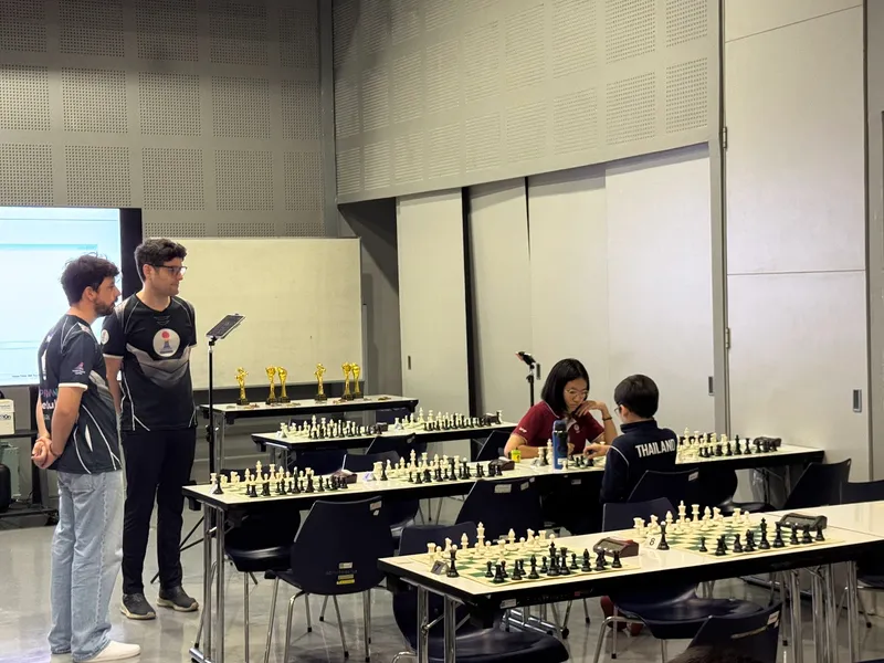 Online chess lesson