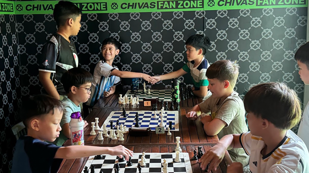 Chess & Coding Camp Hero Image 3