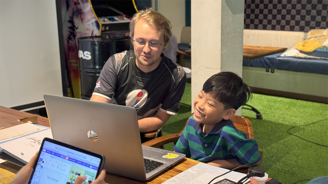 Chess & Coding Camp Hero Image